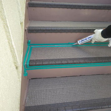 防滑シート工事　シーリング施工